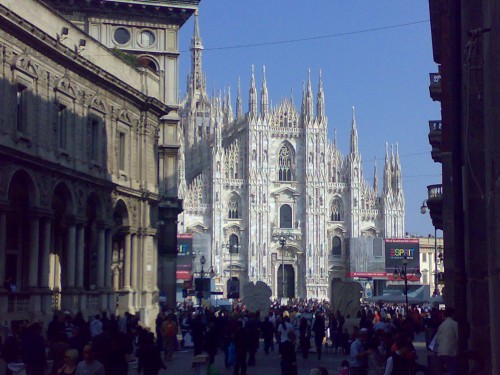 affitti, universitÃ , buono assistenza familiare, sostegno al reddito, tari, milano, duomo-di-milano, milano, prestiti