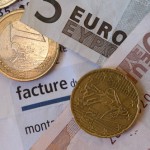 Crisi - Per gli italiani meno acquisti e meno sprechi nei consumi