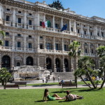 Licenziamento lavoratore che registra i colleghi