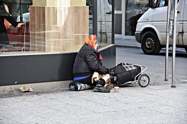 povertà  , lavoro