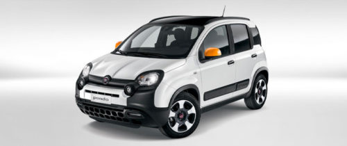 Fiat Panda bianca con specchietti arancioni